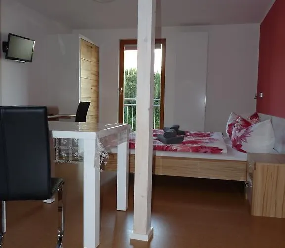 ゲストハウス Haense